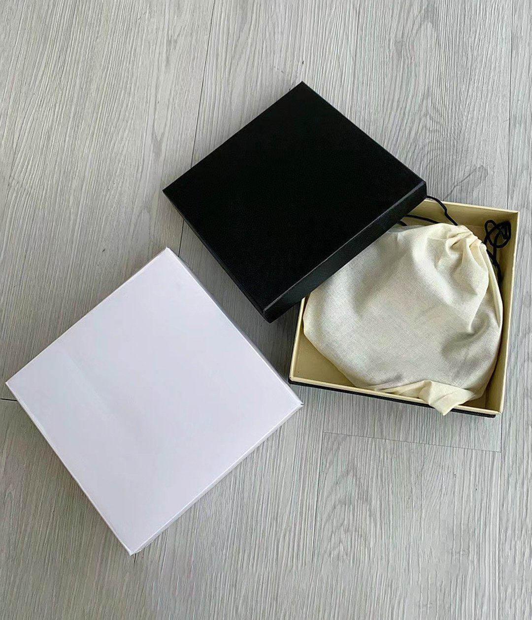 Custom Belt Lid-and-Base Box reference 2