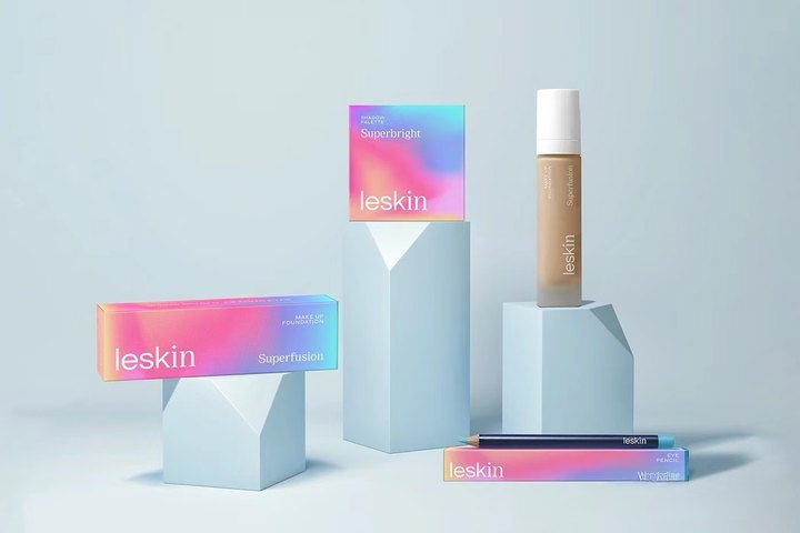 Custom Cosmetic Tuck Box reference 3