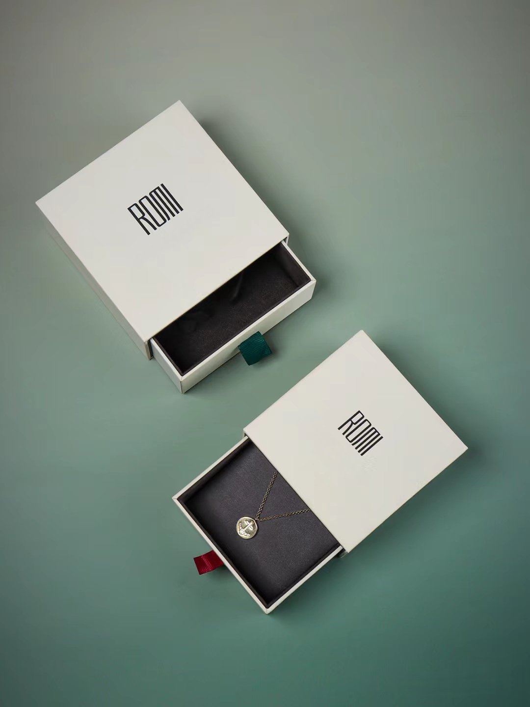 Custom Jewelry Gift Box reference 2