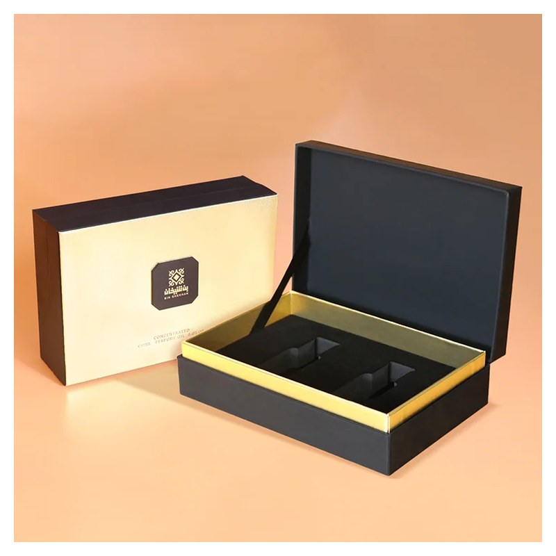 Apparel packaging box · Ref 063