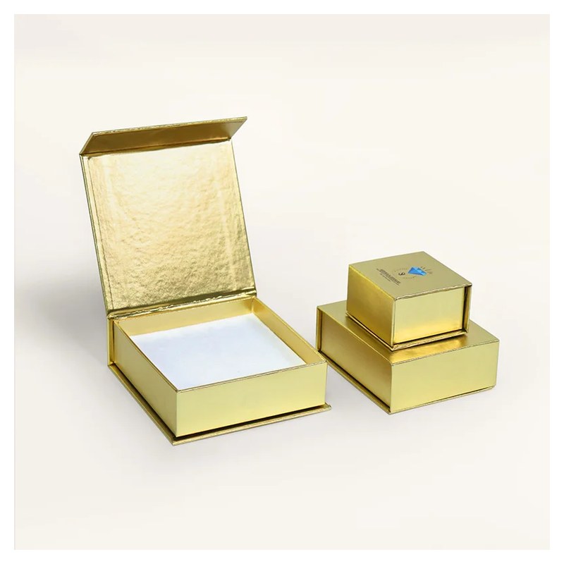 Book-style magnetic box · Ref 095