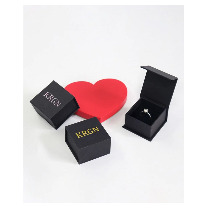 Book-style magnetic box · Ref 255