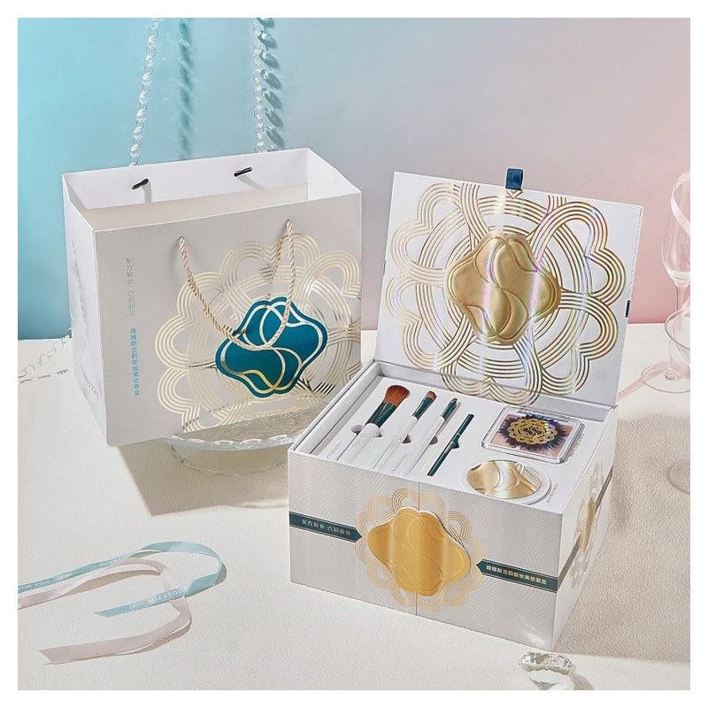 Seasonal gift box · Ref 335